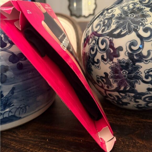 NWT Commando Ballet Sleeveless Mockneck Bodysuit - Picture 5 of 6